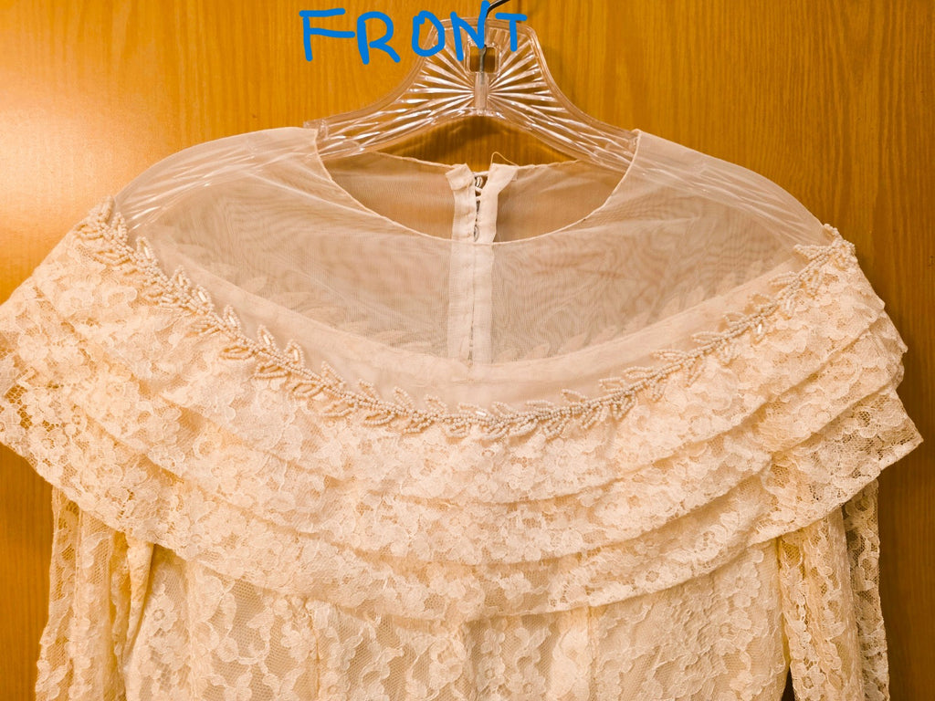 Vintage 1940s Lace Wedding Gown with Train, Bust 36", Waist 28"