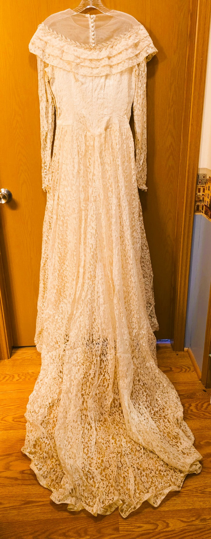 Vintage 1940s Lace Wedding Gown with Train, Bust 36", Waist 28"